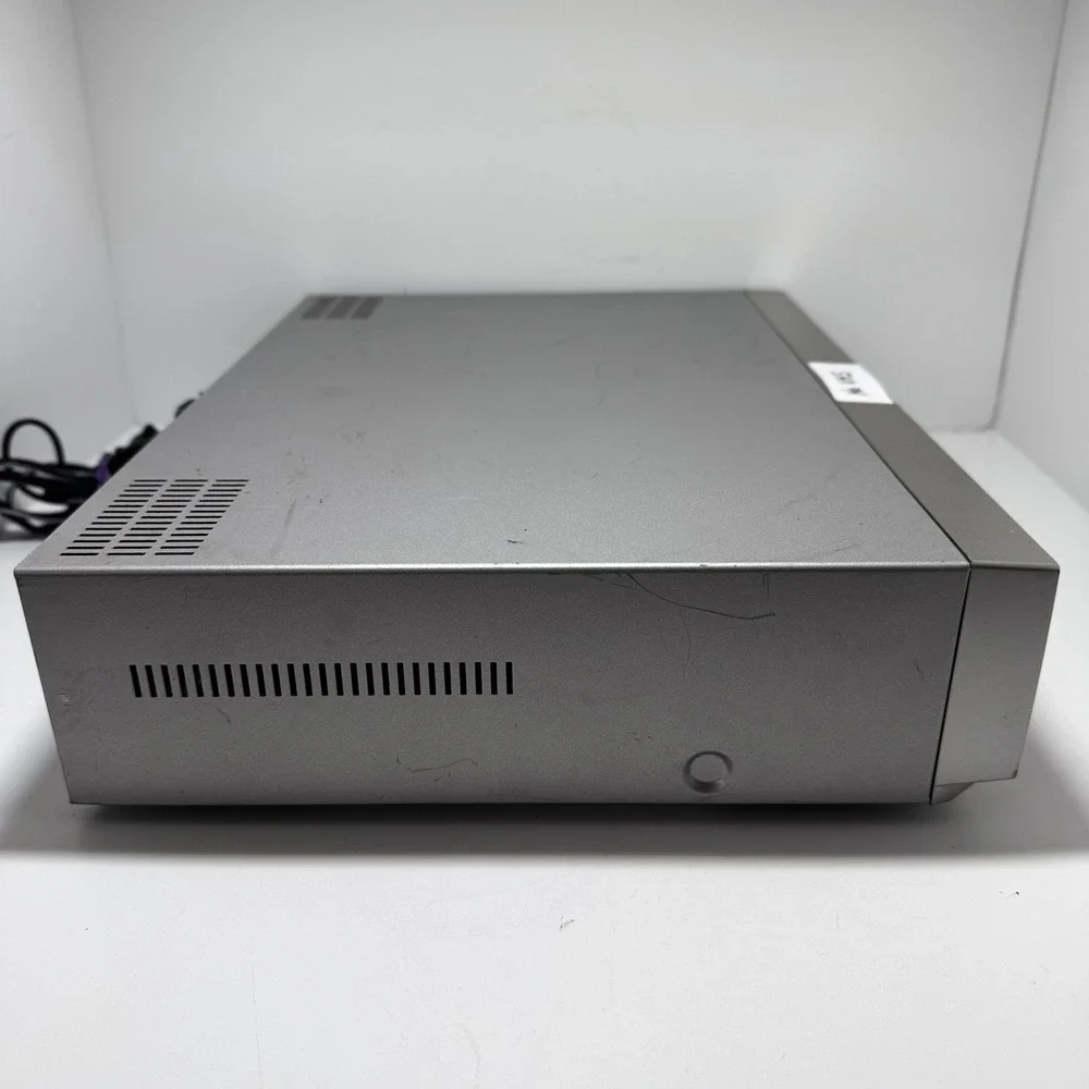 Sony SLV-D100 DVD VCR Combo Player Hi-Fi Stereo Silver Video Cassette Recorder
